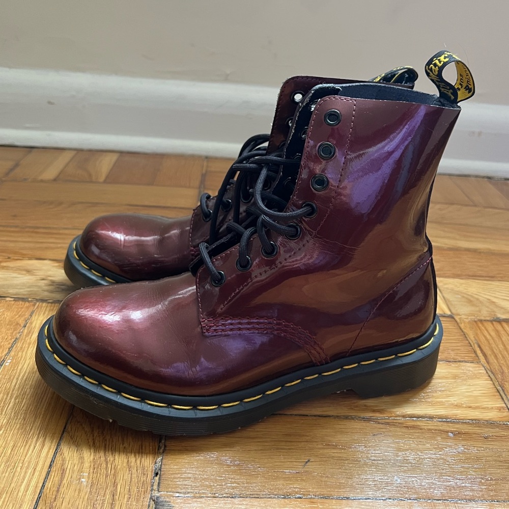 1460 Dr. Martens Iridescent Cherry Size 8